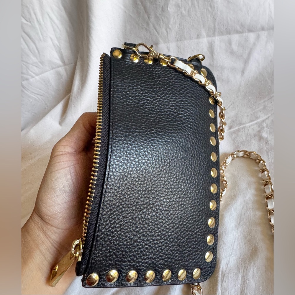 BANDOLIER
Pebble Leather Pyramid Stud Zip Pouch – Black/gold - Picture 9 of 10